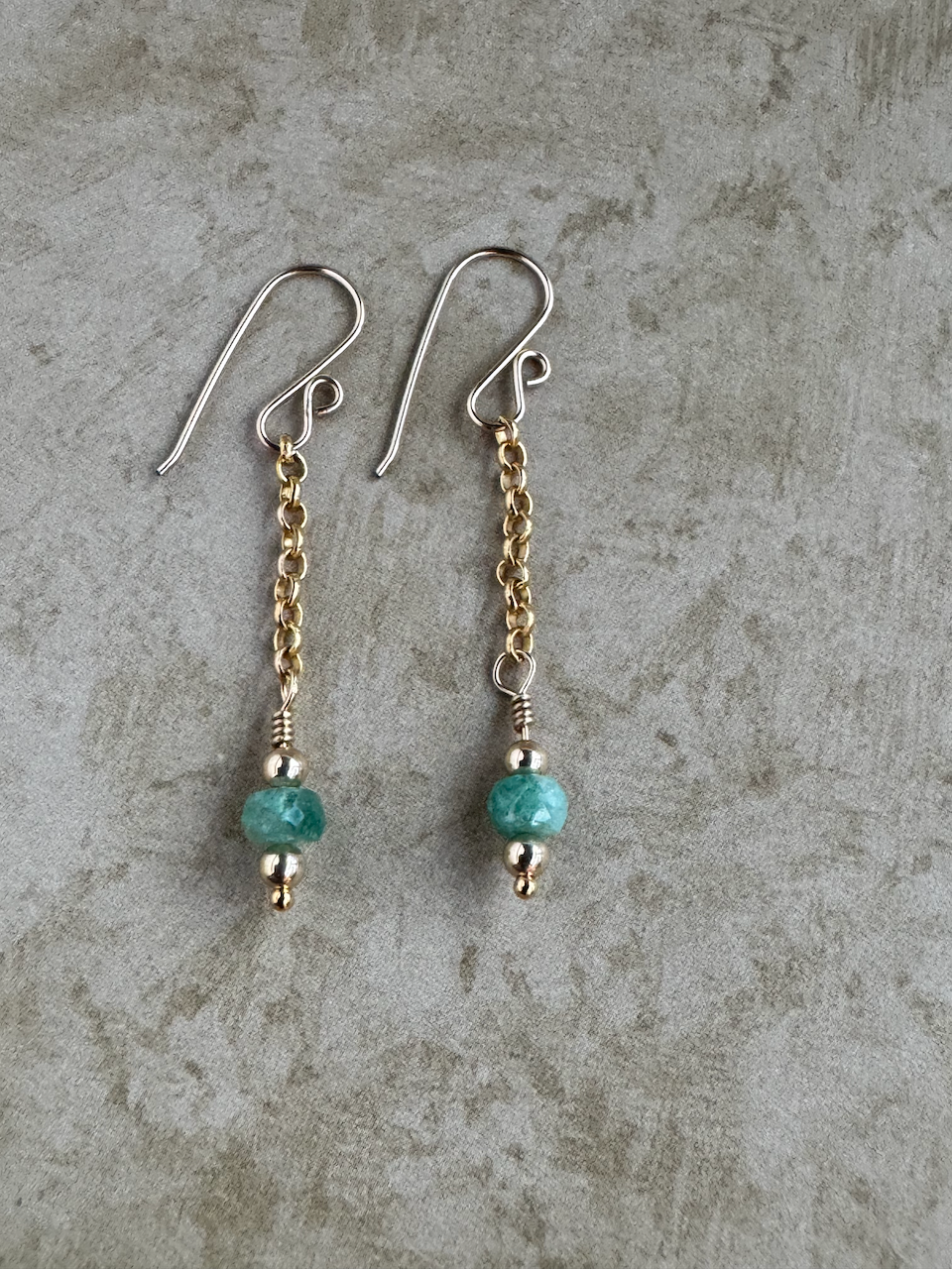 Gold-Filled Emerald Simple Chain Dangles