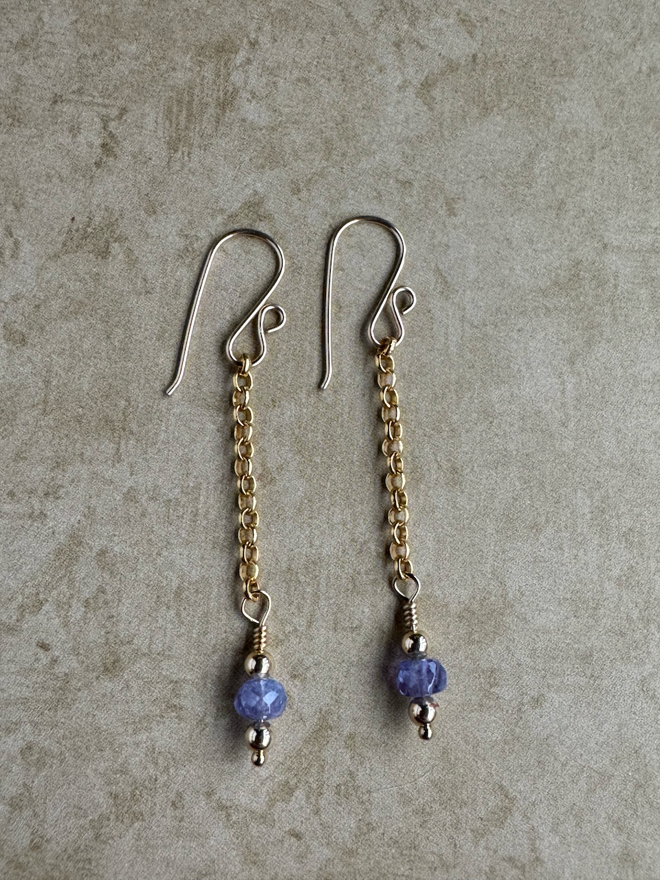 Gold-Filled Tanzanite Simple Chain Dangles