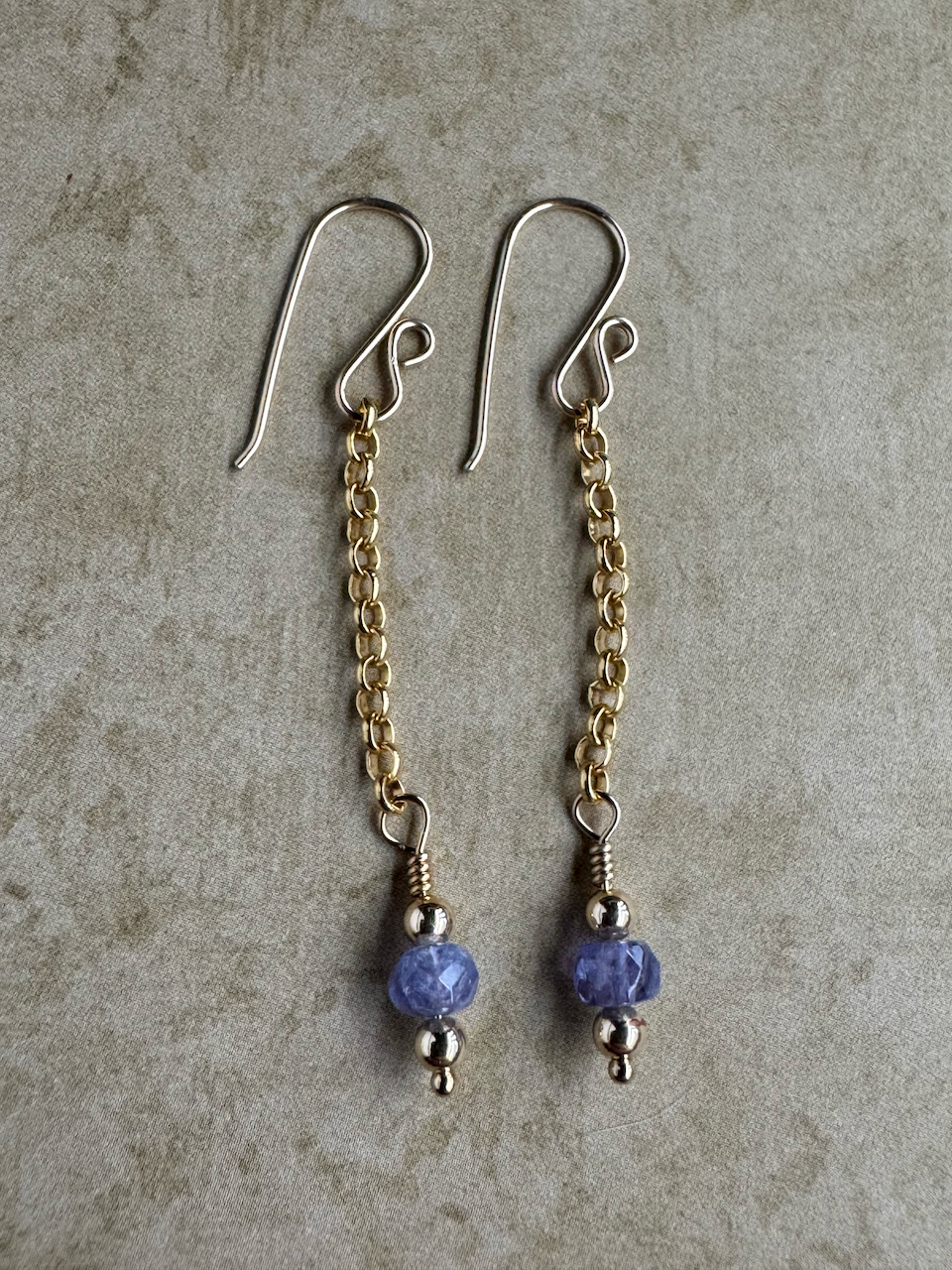 Gold-Filled Tanzanite Simple Chain Dangles