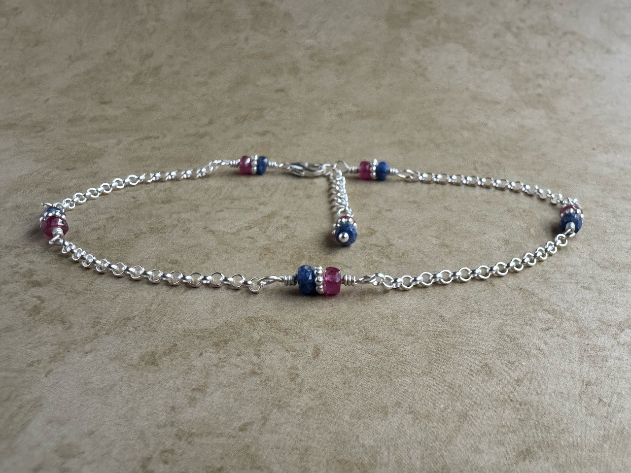 Sterling Silver Blue and Pink Sapphire Chain Anket