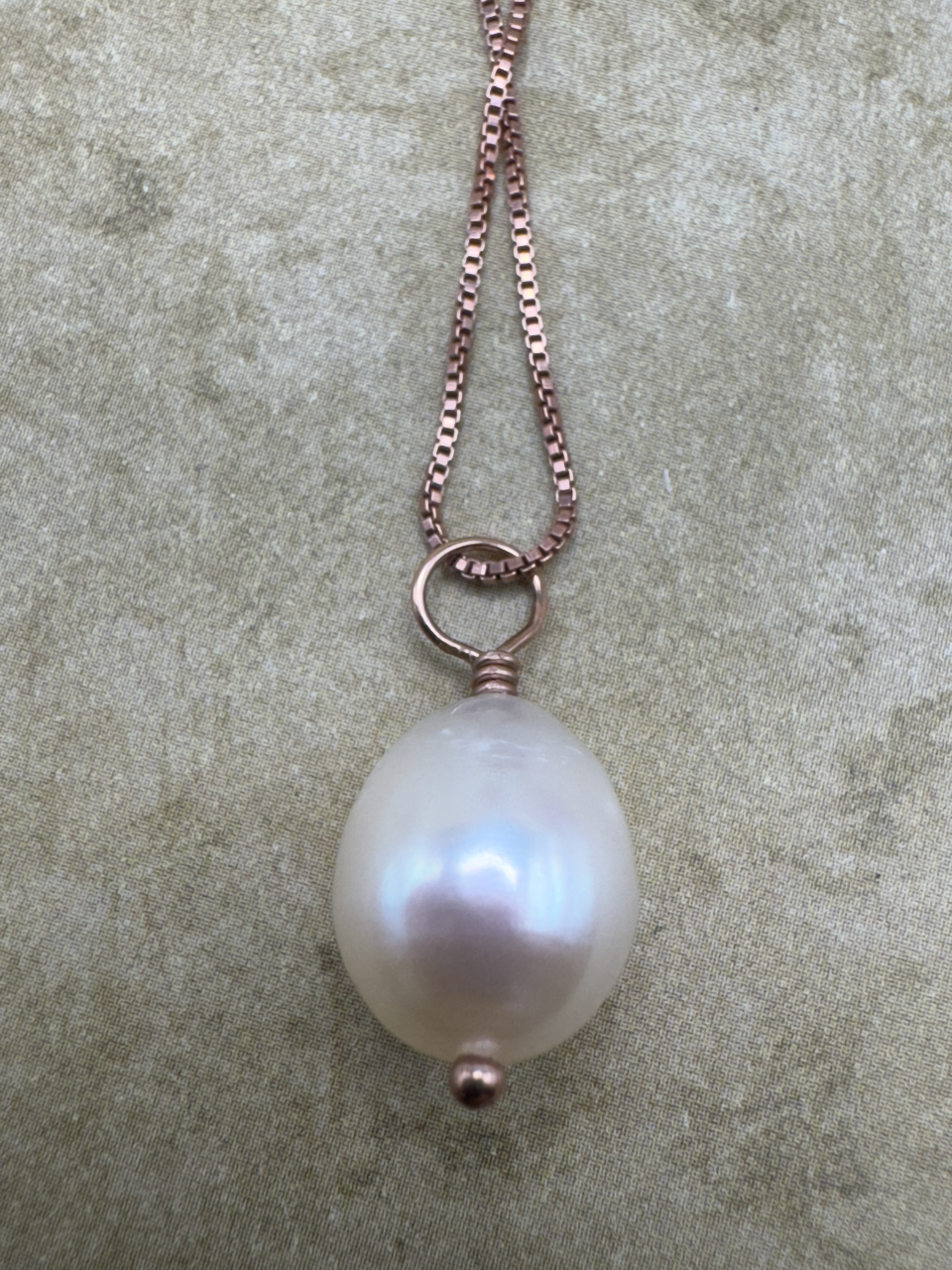 Rose Gold-Filled Single Rice Pearl Drop Pendent